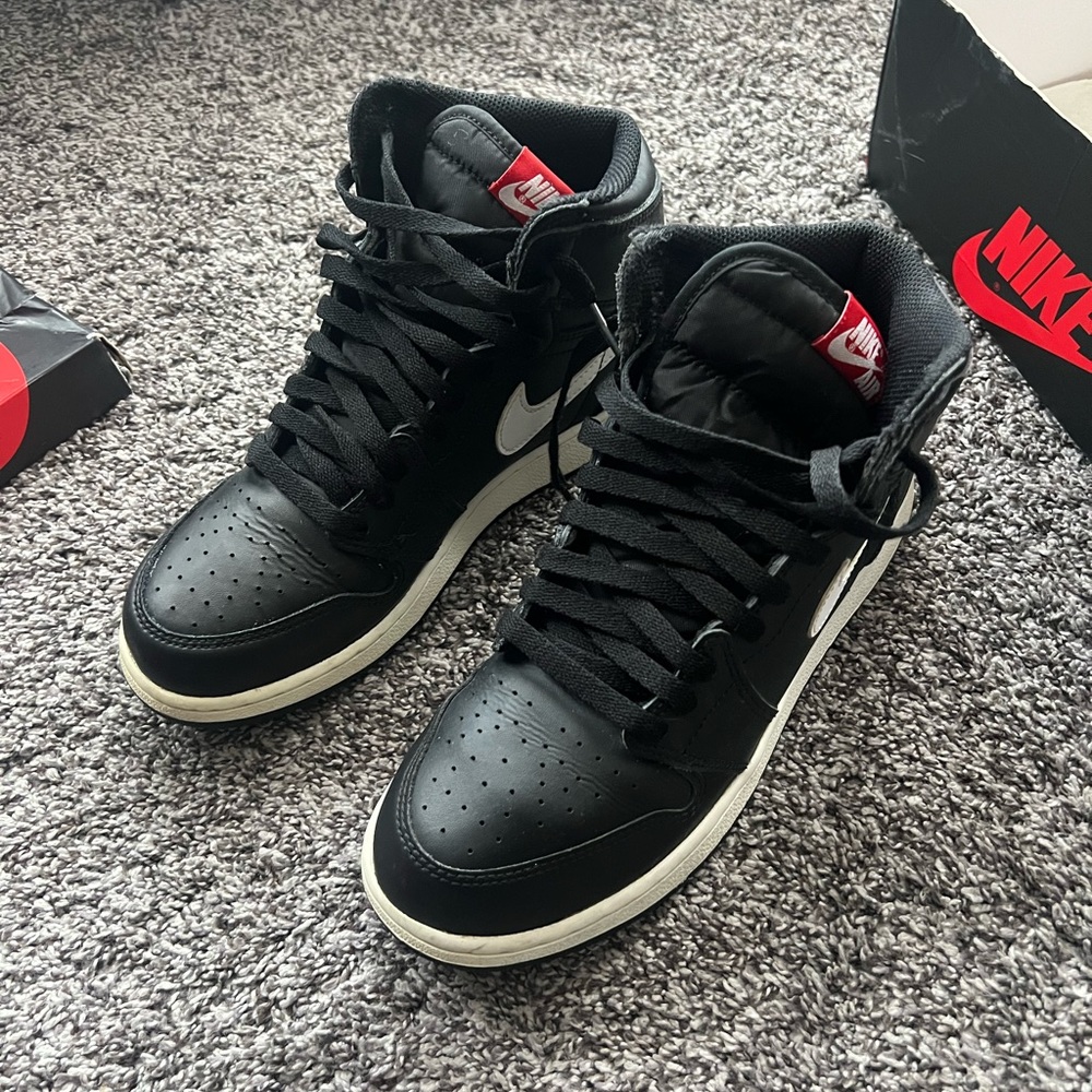 Air Jordan Retro 1 High OG Yin Yang